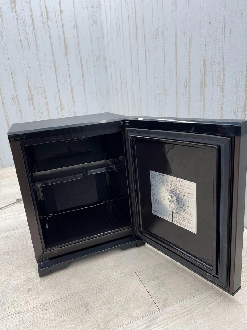 三菱電機 電子冷蔵庫 MEE RK-201-K 右開き 18年製 20L 木目調 楽天市場】小型電子冷蔵庫 RK-201-K（右開き） : e・生活SHOP