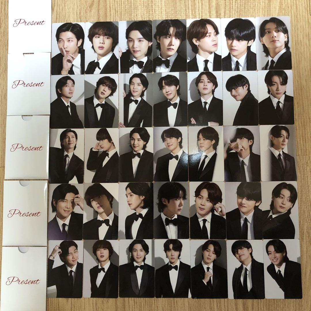 2022 THE FACT BTS PHOTOBOOK カード35枚 2022 THE FACT BTS PHOTOBOOK カード35枚 - メルカリ