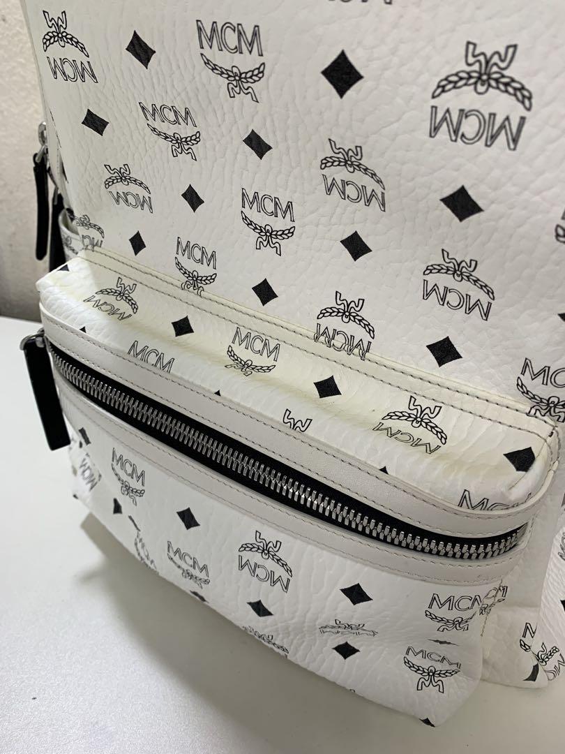 j89 MCM リュック　ホワイト