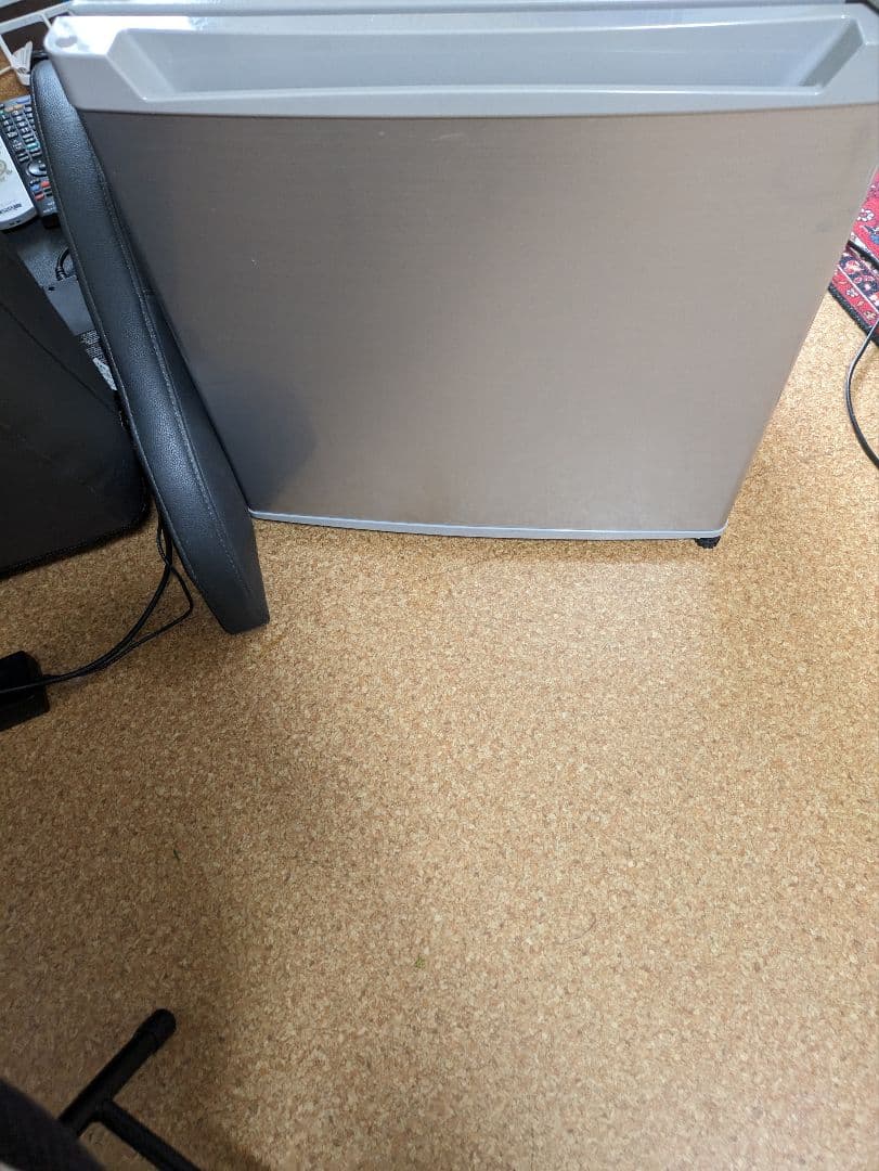 PF-A32D5 シルバー 小型冷凍庫