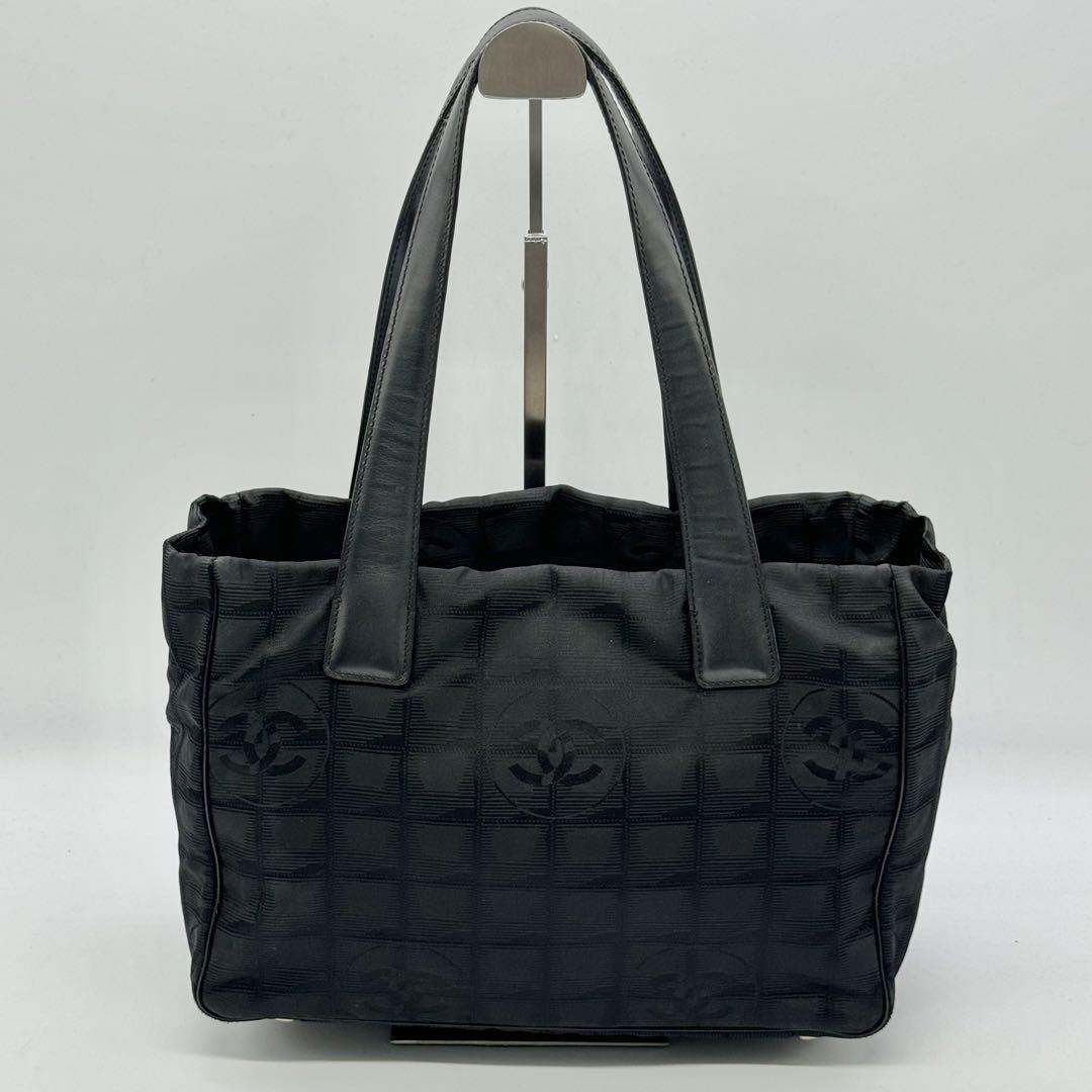 CHANELトラベルライン　トートバック　黒 CHANEL シャネル ニュートラベルライン トートバッグ ブラック 黒