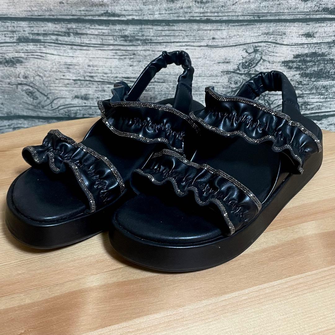 ランバンオンブルー LANVIN ブラック フリルサンダルLL 2025年春夏 ランバンオンブルー LANVIN ブラック フリルサンダルLL 2025年春夏