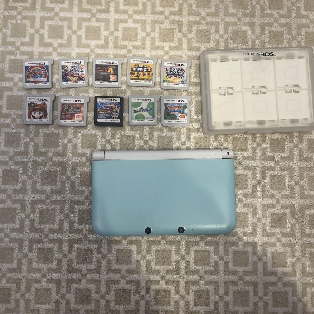 ニンテンドー3DS LL ミント✖️ホワイト　カセット10枚、カセットケース付き