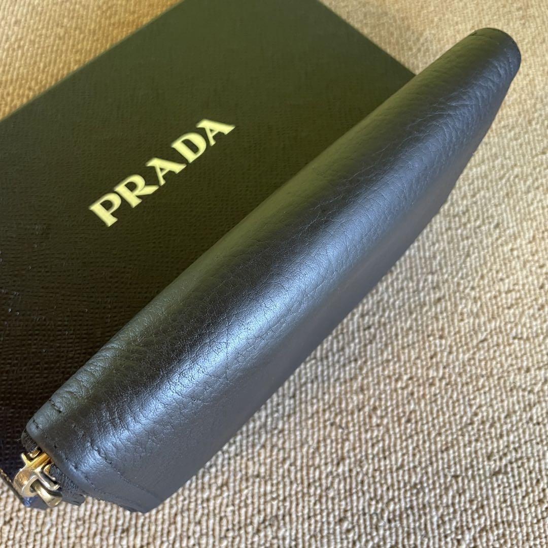 正規品❤️美品⭐️プラダ長財布 PRADA ラウンドファスナー 財布