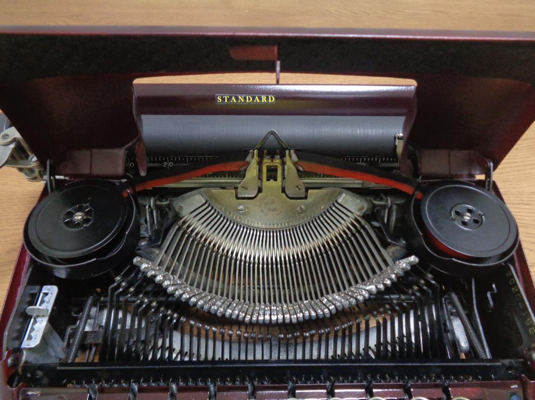実働品　CORONA STANDARD コロナタイプライター　AZERT配列
