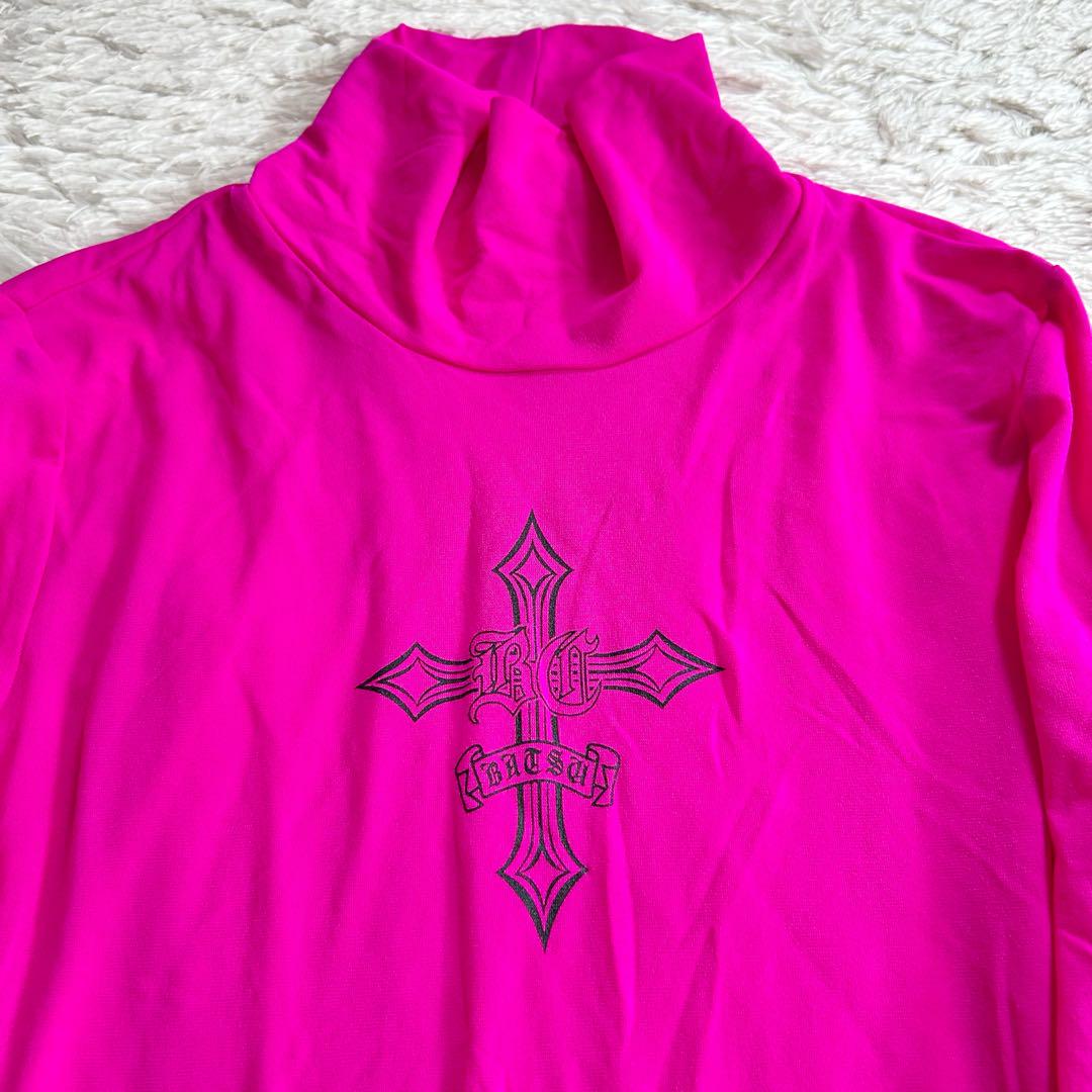 美品 BA−TSU CLUB バツクラブ クロスプリントカットソー ピンク