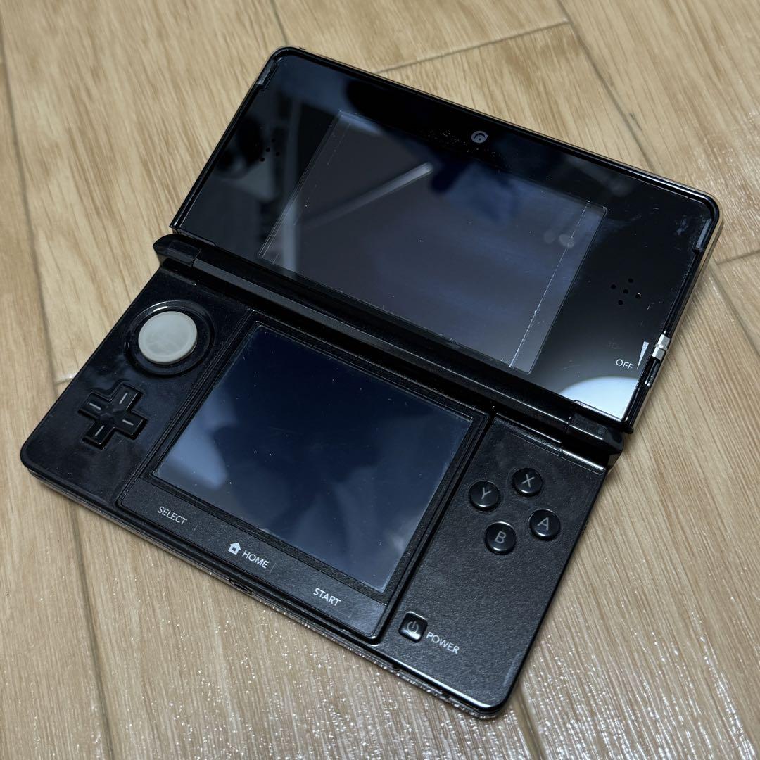 値下げしましたNintendo 3DS マリオカート7 & ハンドルセット