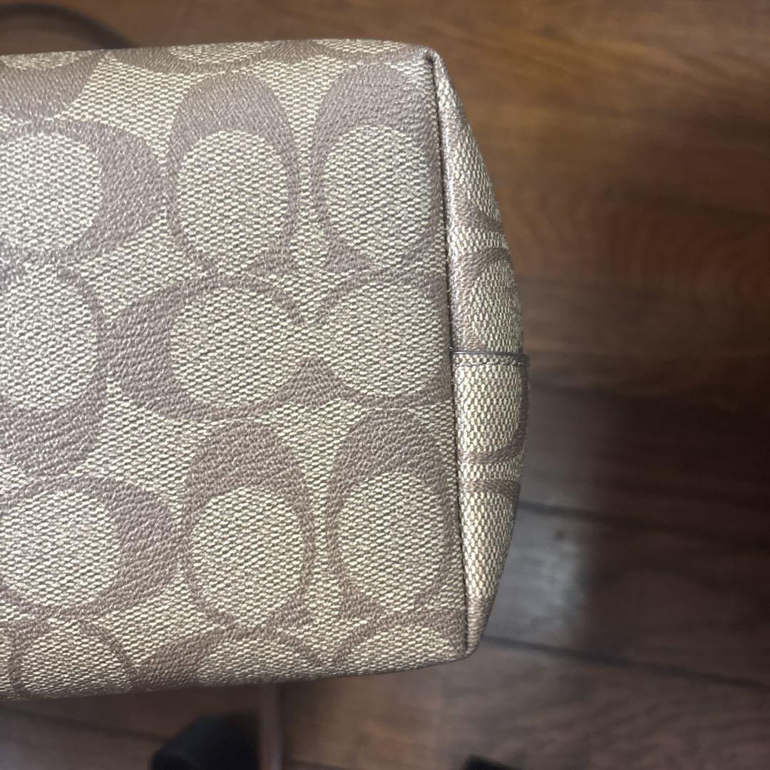 Coach ブラウン ロゴトートバッグ