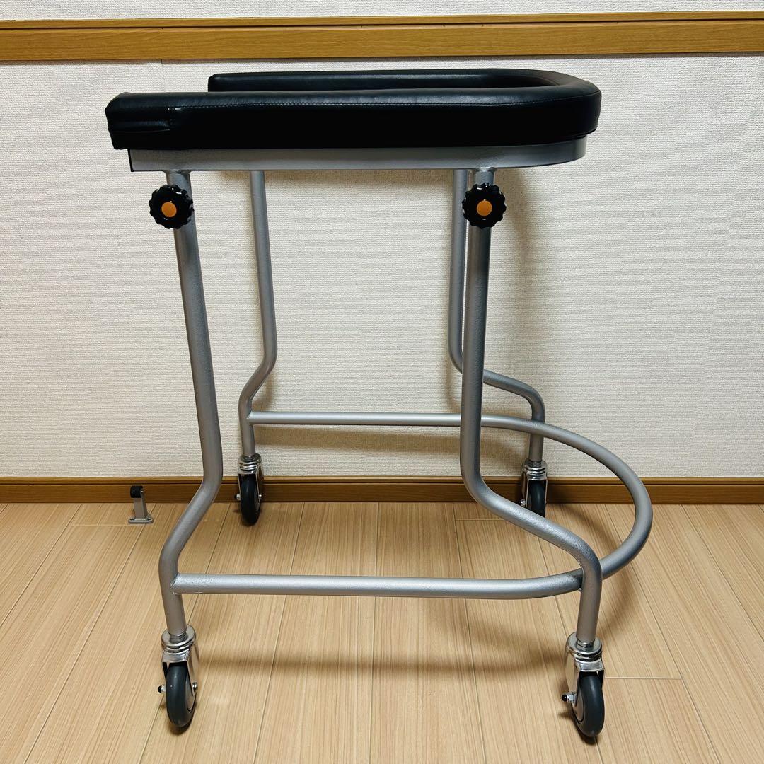 星光医療器 アルコー3型 歩行器 シルバー 中 介護用品