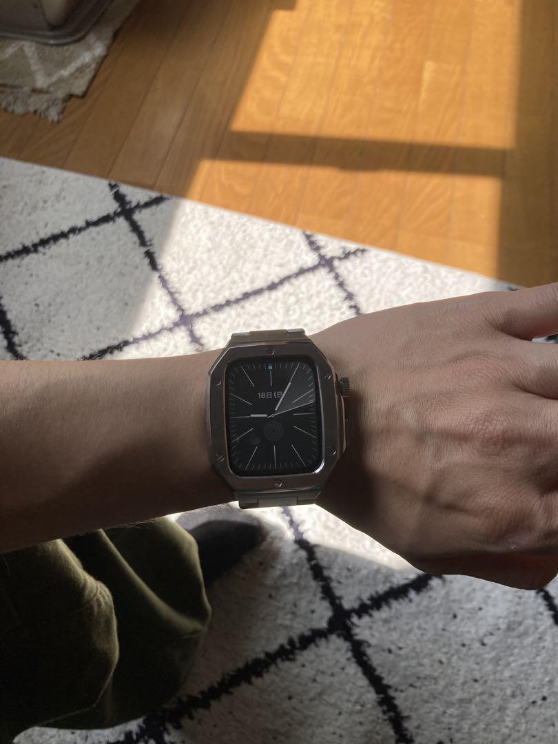 Apple Watch se 44mm ブラック　メタルカバー付