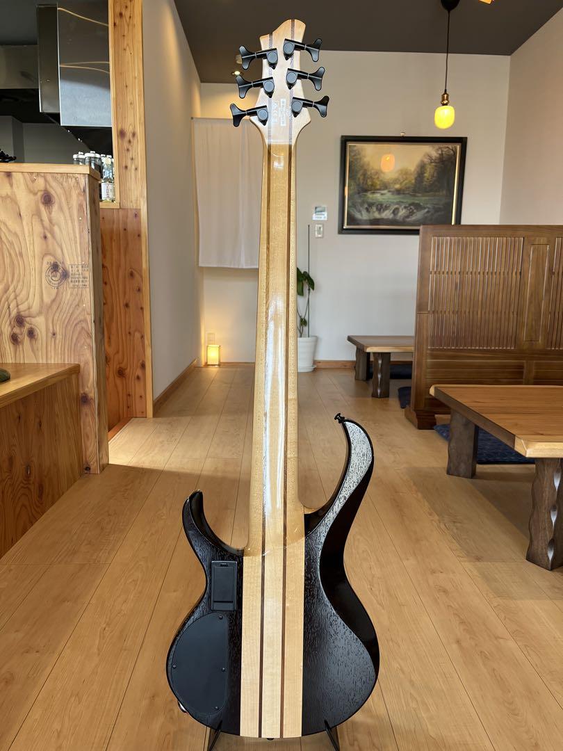 Ibanez 6弦ベースBTB846