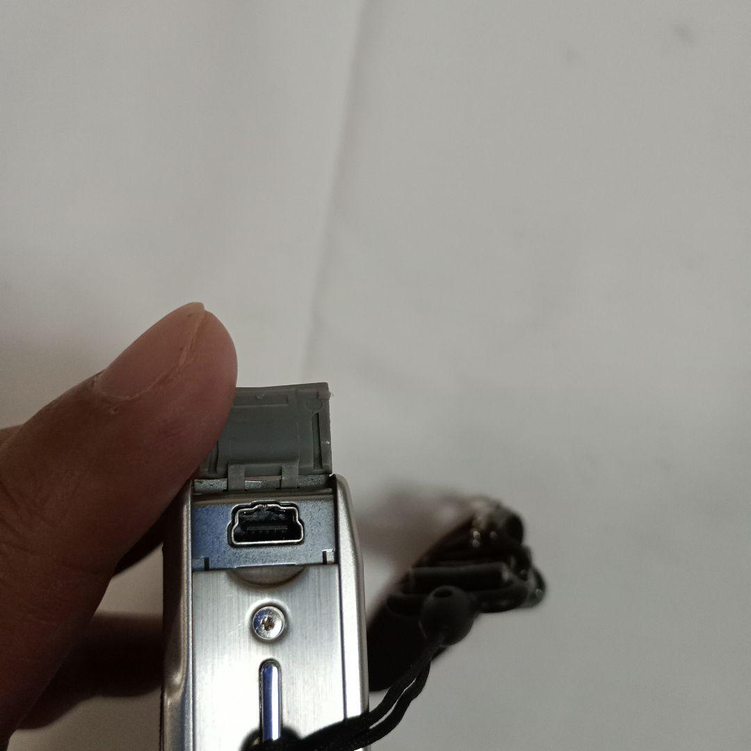デジカメCanon IXY DIGITAL 95IS　シルバー　コンデジ　中古