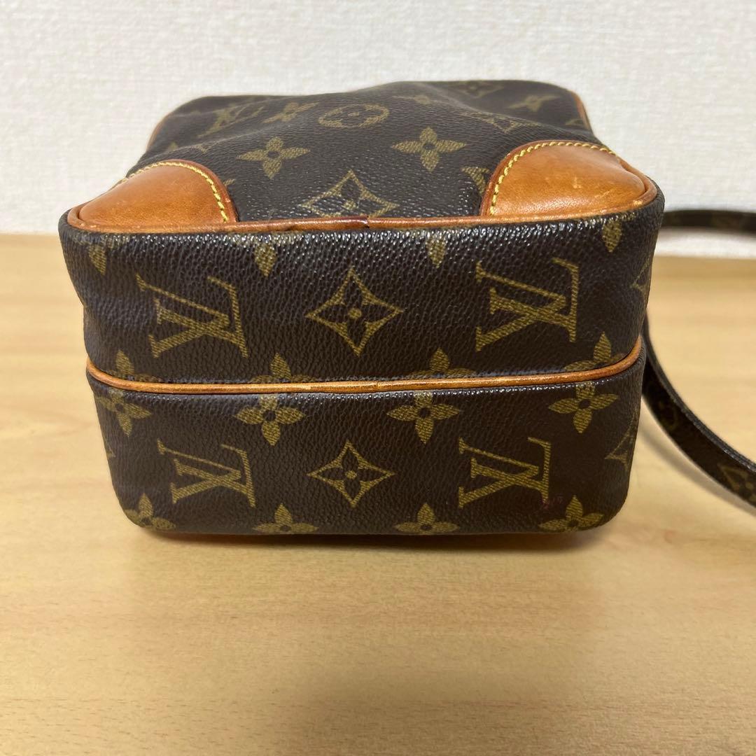 ルイヴィトン モノグラムアマゾン　ショルダーバッグ