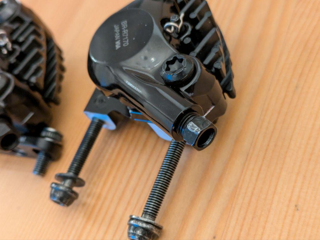 Shimano 105 BR-R7170 ブレーキキャリパー前後セット SHIMANO 「シマノ」 105 BR-R7170 油圧ブレーキキャリパーセット