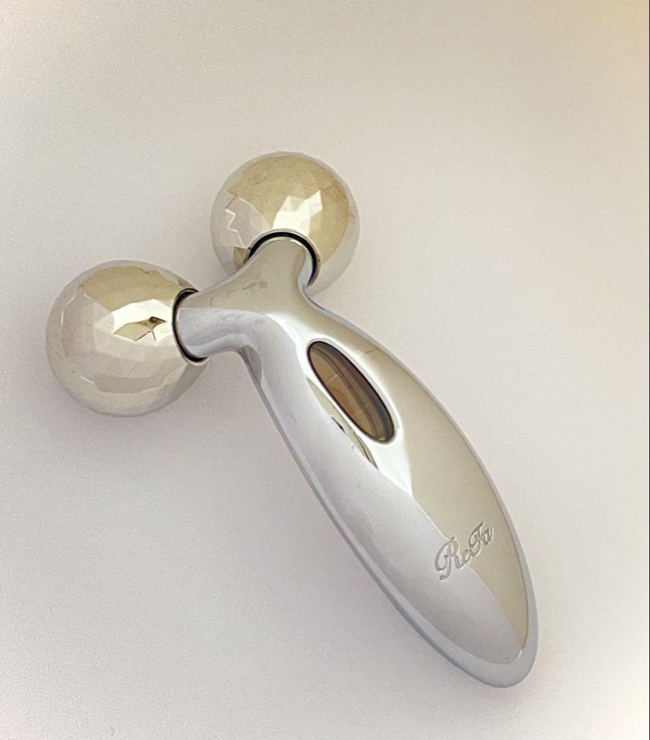 リファカラット シルバー 美顔ローラー リファカラット - ReFa CARAT | 商品情報 | ReFa（リファ）公式