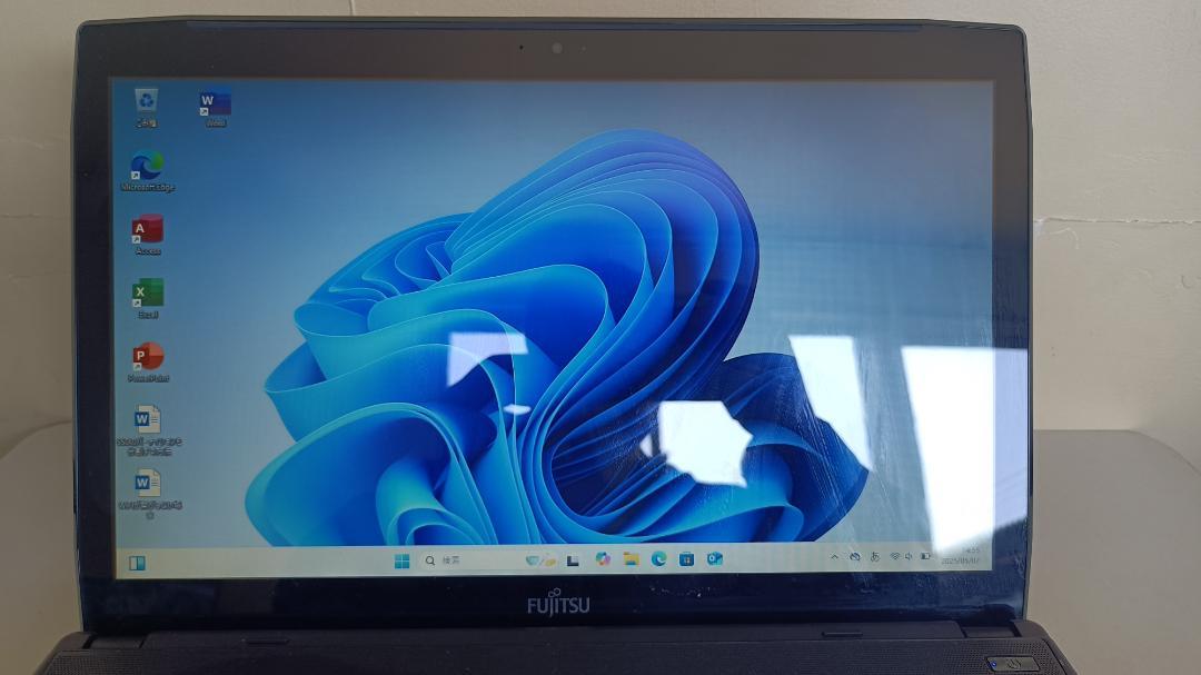 ノートパソコンFUJITSU Core i7 SSD タッチ機能 Blu-ray - メルカリ
