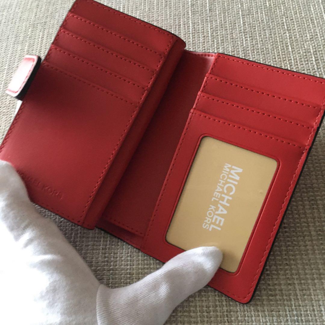 新品　MICHEAL KORS マイケルコース　定価41,800円　財布