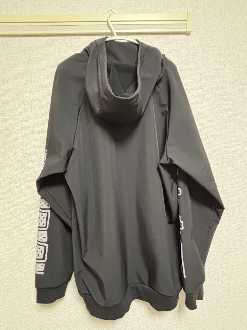 Quiksilver フード付き ブラックパーカー