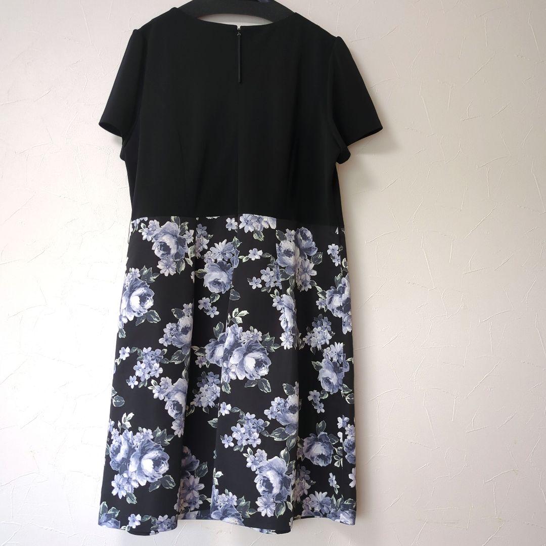 新品未使用♡ローズティアラ♡薔薇柄切替えワンピース♡46