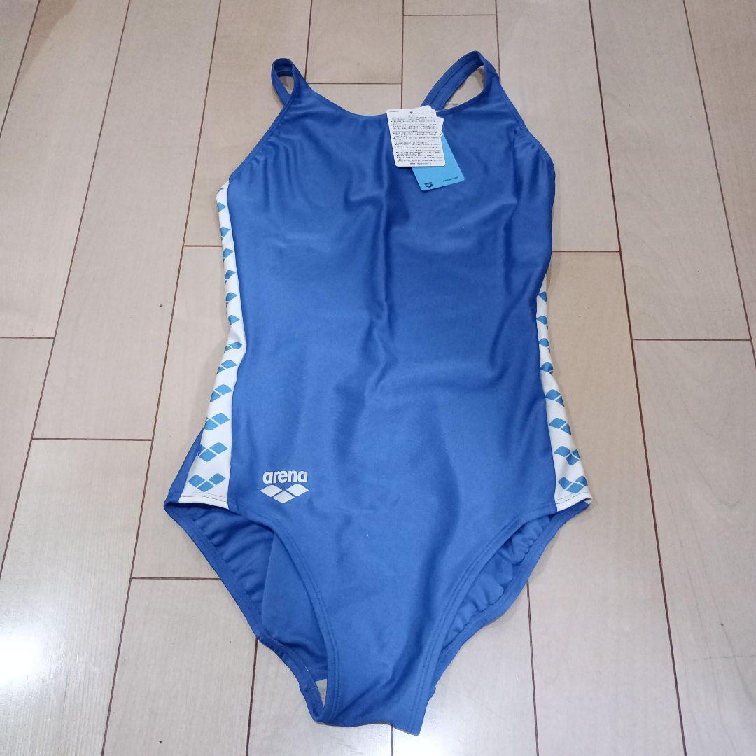 arena ワンピース水着 AB05　XO 新品未使用品