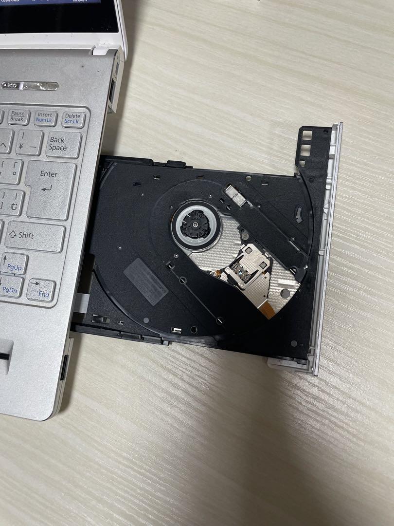 Fujitsu LIFEBOOK SH90/X 本体　ノートパソコン