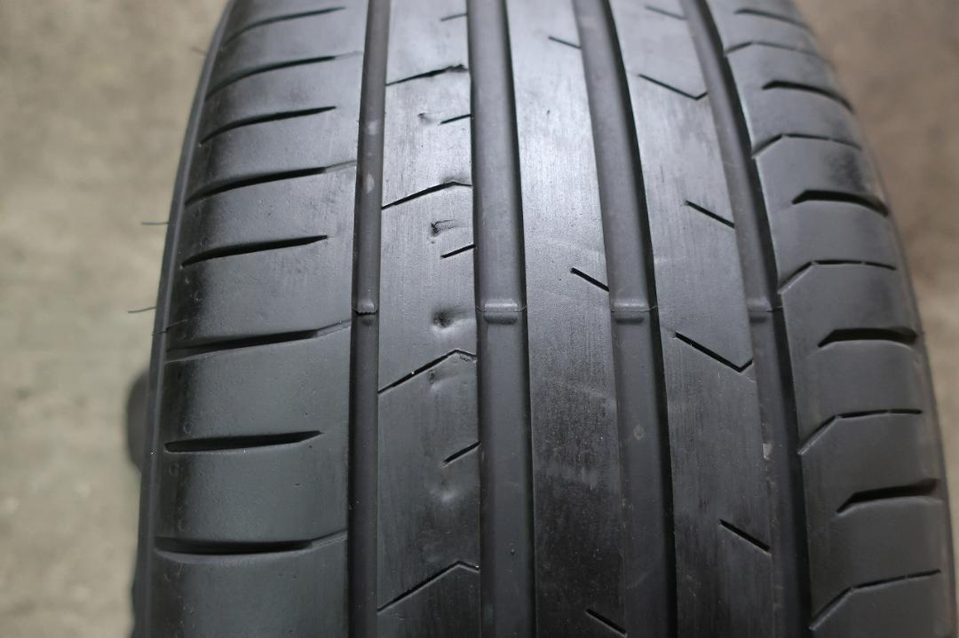 2023年製　トーヨー　プロクセス　スポーツ　215/45R17　国産　バリ溝