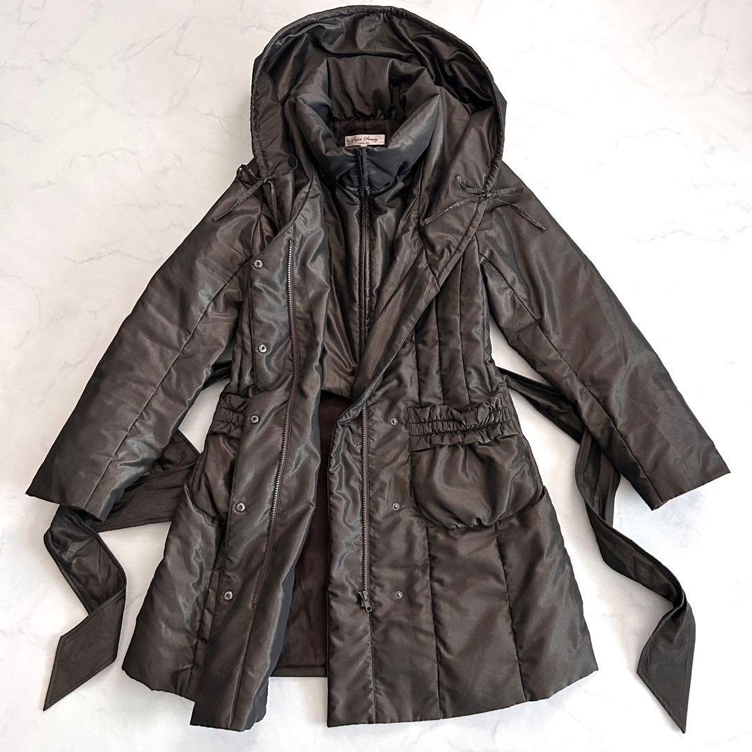 スーパービューティ ボリュームフードのベルト付ダウンコート 42 ブラウン 茶色 スーパービューティ ボリュームフードのベルト付ダウンコート 42 ブラウン 茶色