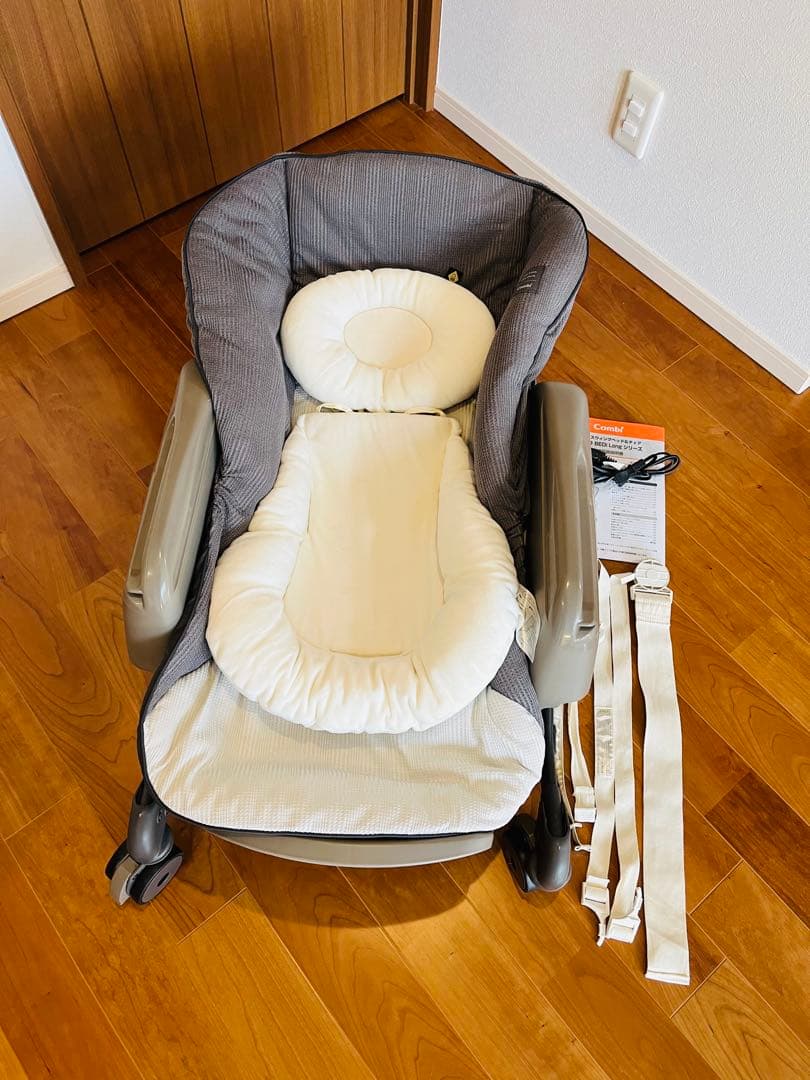 【美品・動作確認済】コンビ 電動 ハイローチェア ネムリラ AUTO SWING