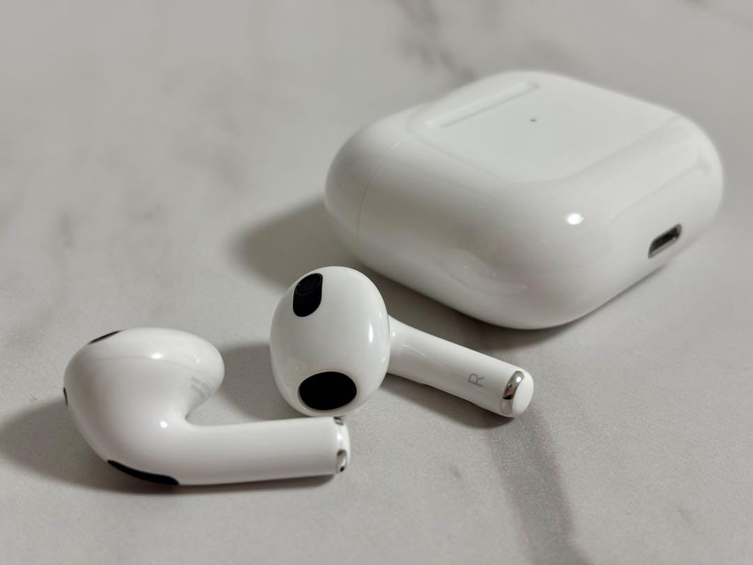 【ゆみこ】AirPods 3 本体 充電ケース付き 極美品 ゆみこ様専用】AirPods 3 本体 充電ケース付き 極美品