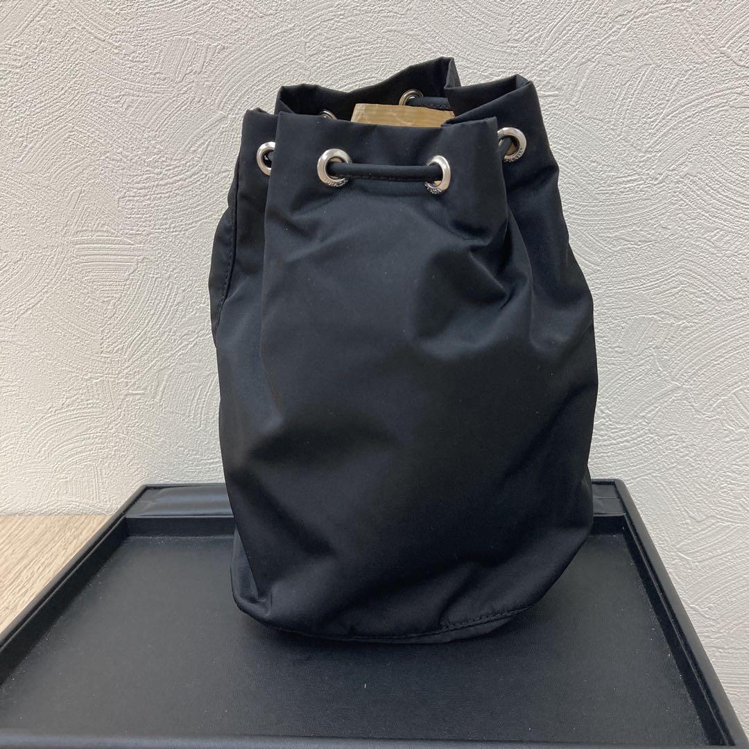 PRADA ブラック ナイロン 巾着バッグ