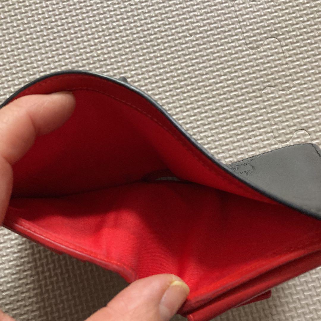 ルブタン 定番鋲ミニ財布 画像5