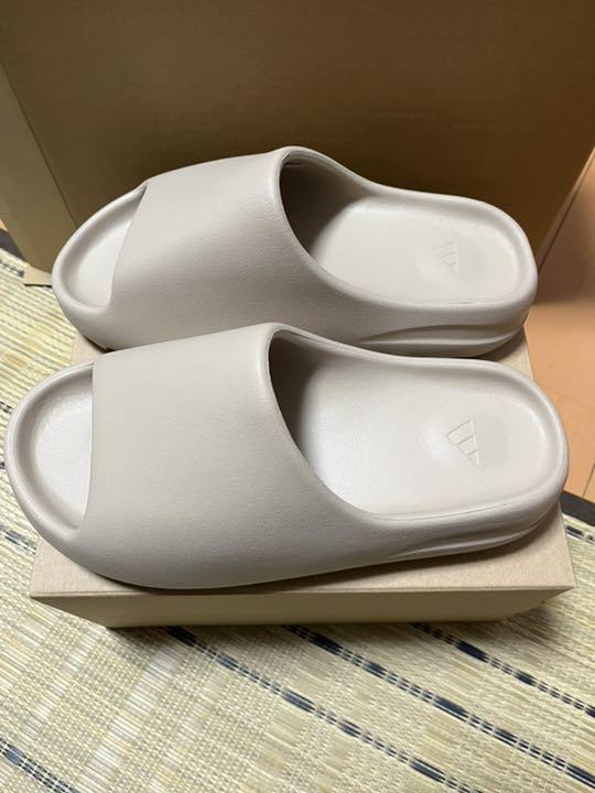 クリアランス正規品 adidas yeezy サンダル SLIDE サンダル クリアランス正規品 adidas yeezy サンダル SLIDE サンダル