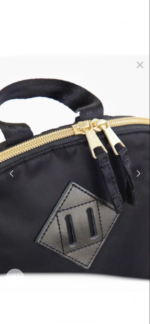 美品　KELTY ケルティ　ブラック　リュック　メタルジップ　ゴールド