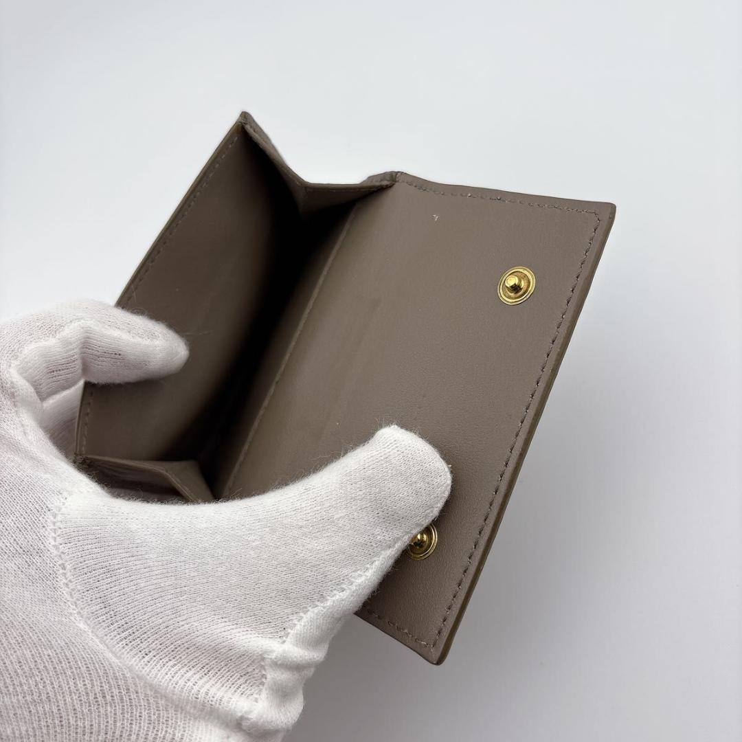 CELINE 三つ折り財布