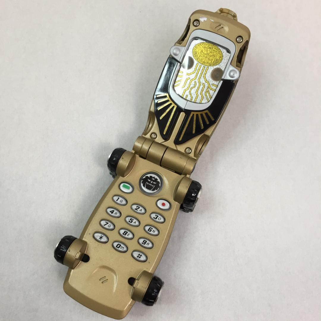 バンダイ　百獣戦隊　ガオレンジャー 携帯変身　Gフォン　タイガーヘッド Amazon.co.jp: 百獣戦隊ガオレンジャー 携帯変身 Gフォン