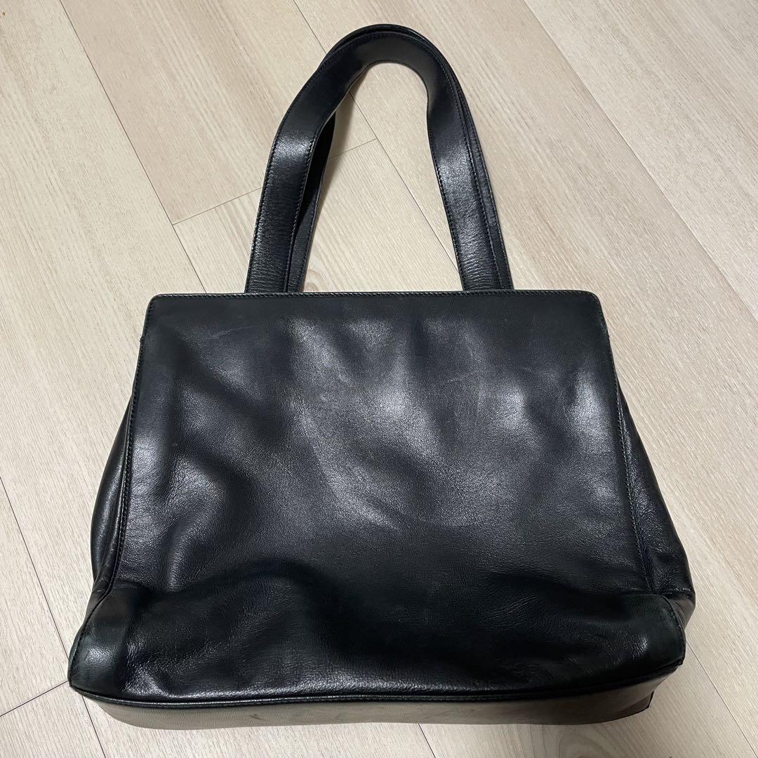 PRADA プラダ