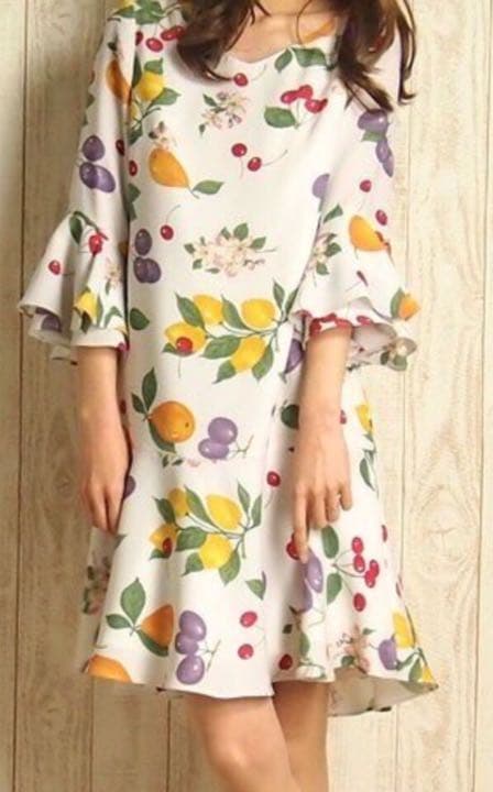 休日限定 未使用フルーツ柄ワンピース ひざ丈ワンピース 休日限定 未使用フルーツ柄ワンピース ひざ丈ワンピース