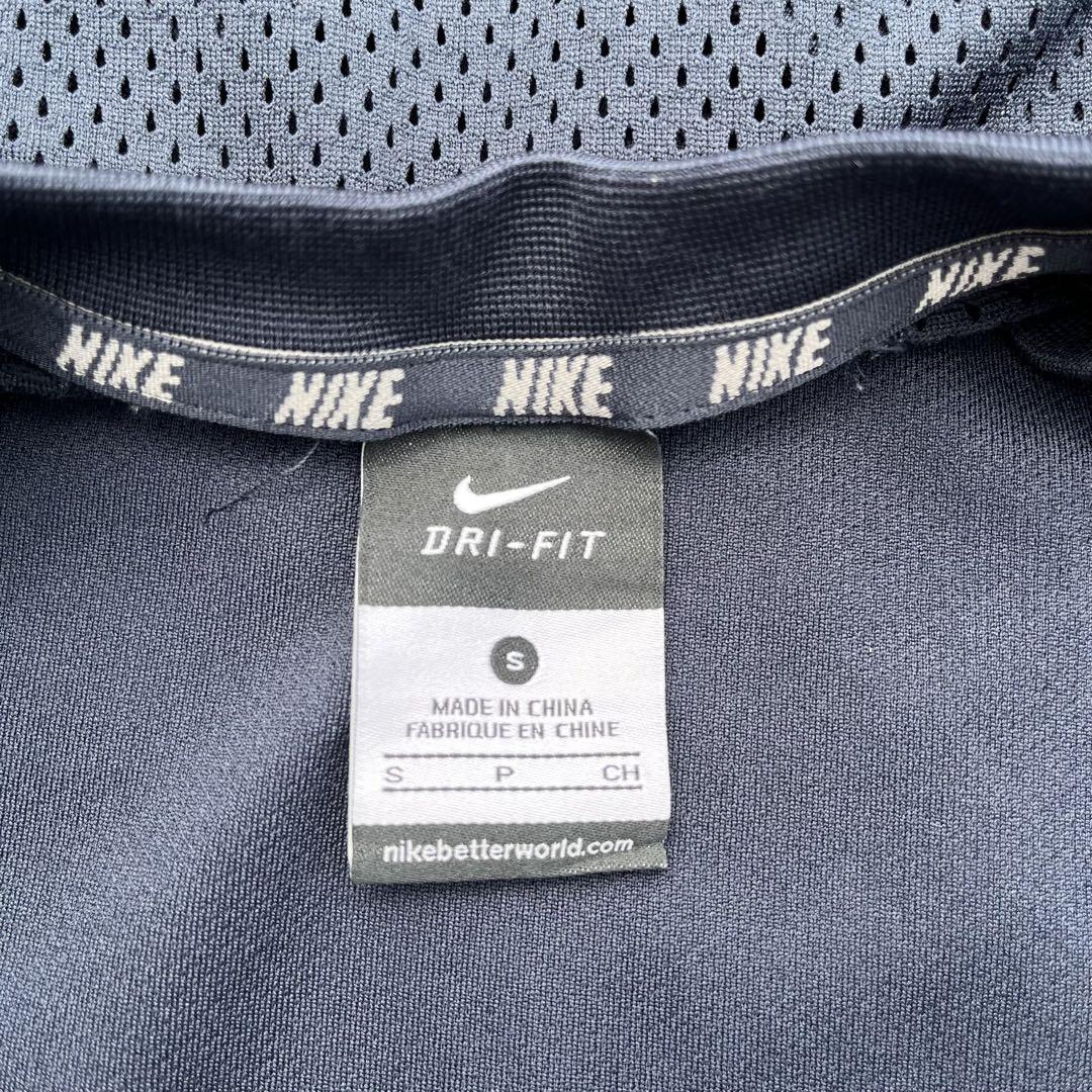 NIKE 00s archive big swoosh t-shirt 短丈 00s NIKE ナイキ Tシャツarchive y2k センターロゴ 短丈 S
