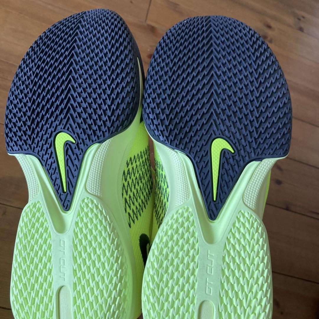 NIKE エアズームGT カットアカデミーEP