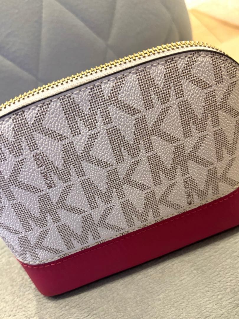 MICHAEL KORS フラワーポーチ