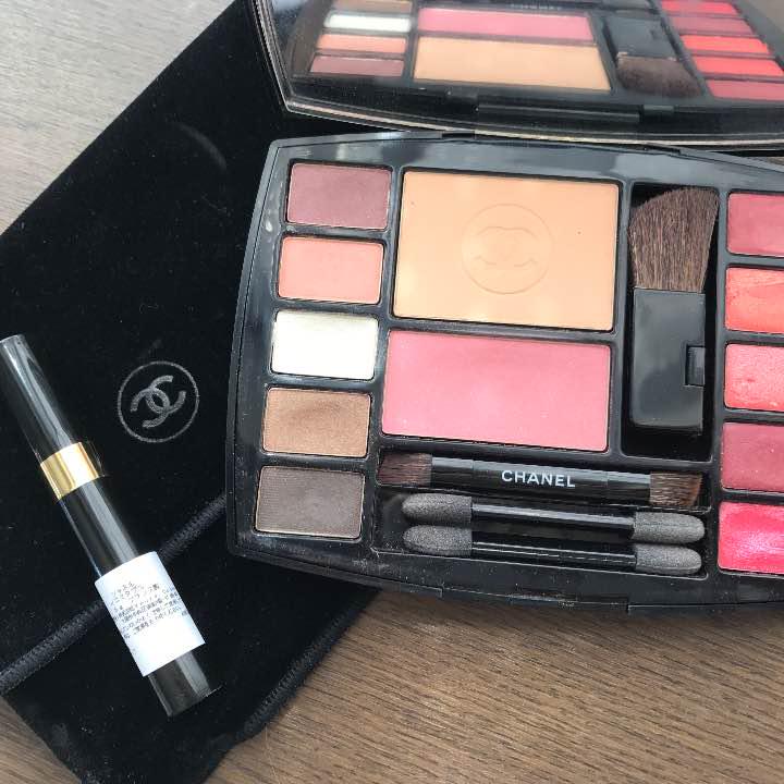 CHANEL ☆トラベルメイクアップセット☆(¥2,800) , メルカリ スマホでかんたん フリマアプリ