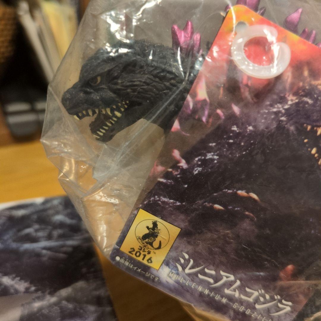 G-1.0 Blu-ray + ゴジラフィギュア ゴジラ-1.0 Blu-ray 2枚組＋ゴジラ・ストア限定ムービー