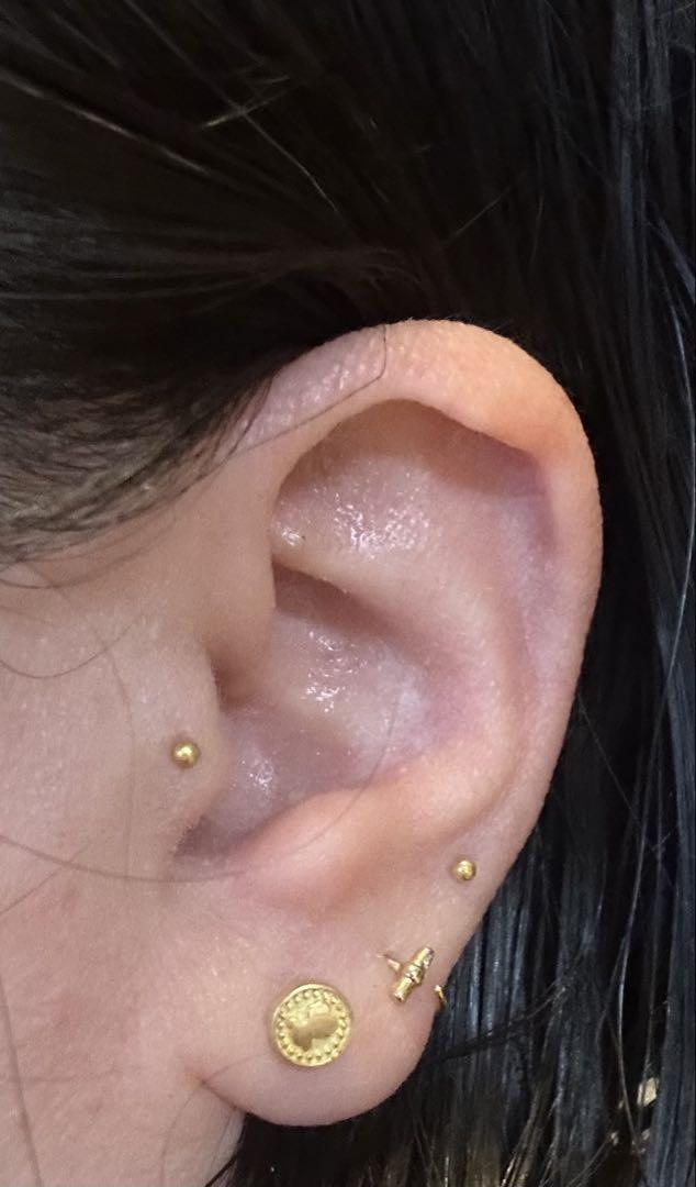 純金ピアス4個