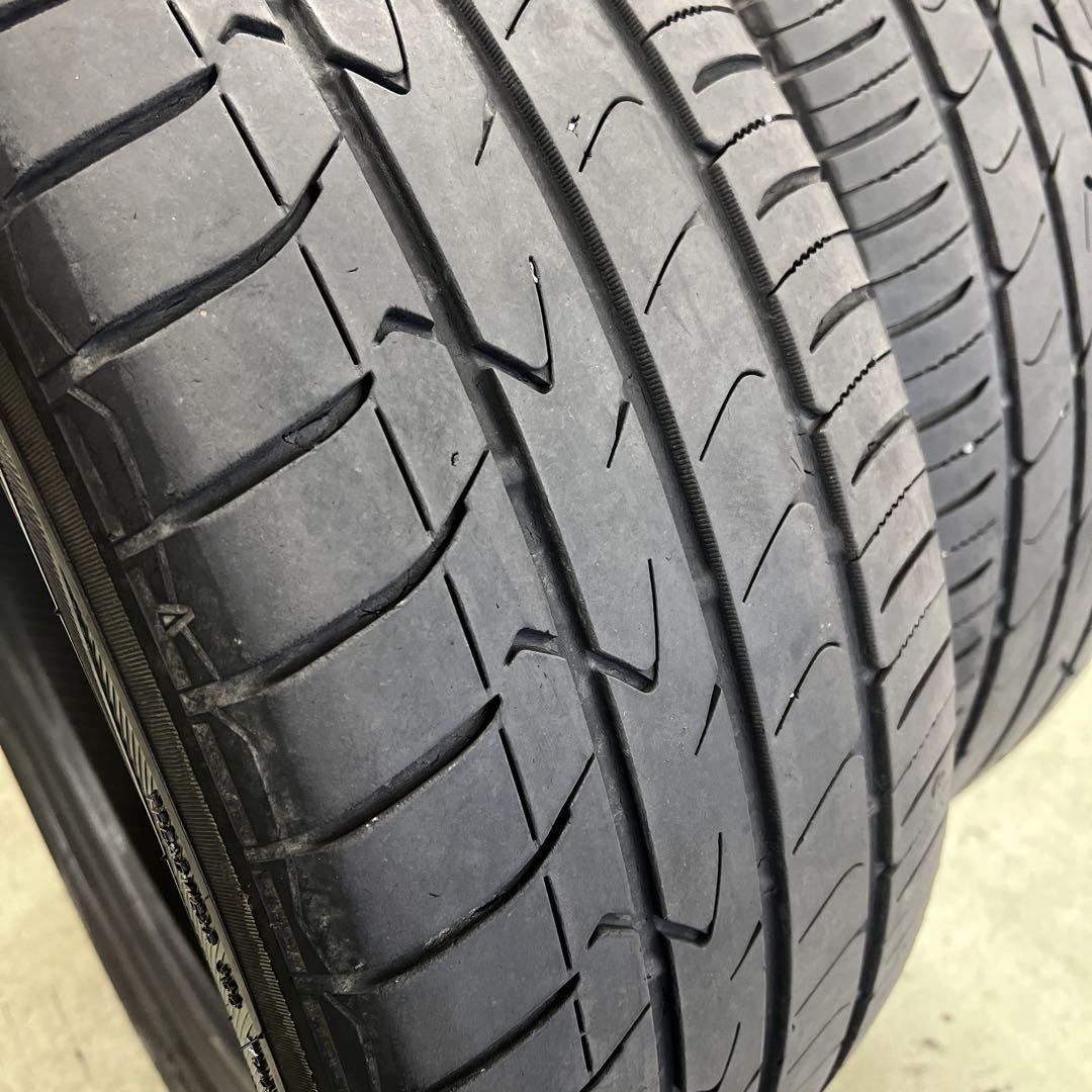 送料込み　215/55R17 トーヨー　トランパス　TOYO