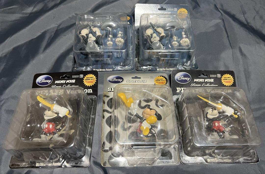 レア商品！新品未開封！ROEN ロエンミッキーマウスコラボフィギュア5点セット！