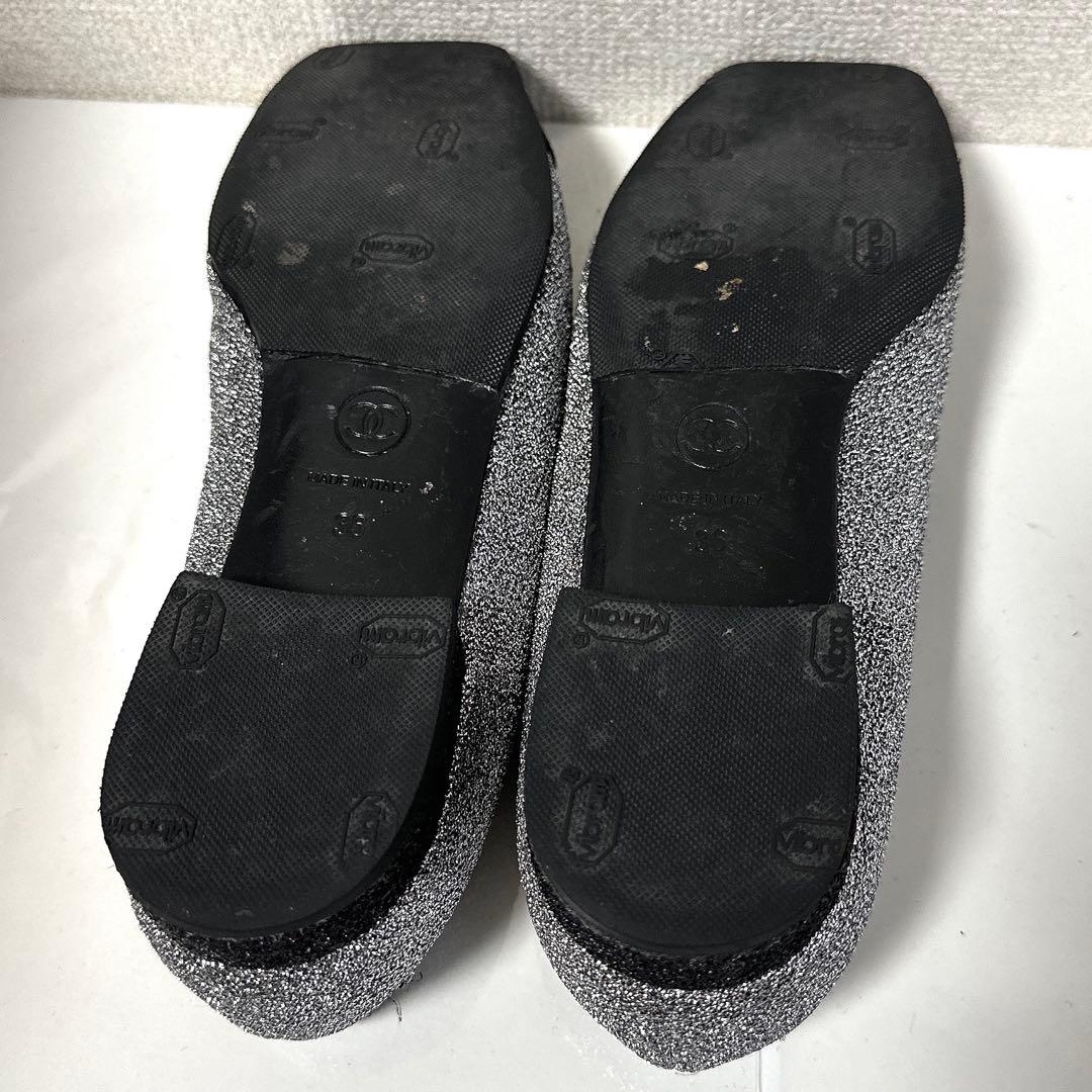 CHANEL シャネル バイカラー ココマーク ローファー フラットシューズ CHANEL シャネル バイカラー ココマーク ローファー フラットシューズ