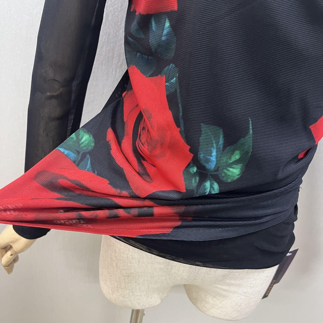 トップス 黒に赤バラ カシュクール サイズ L