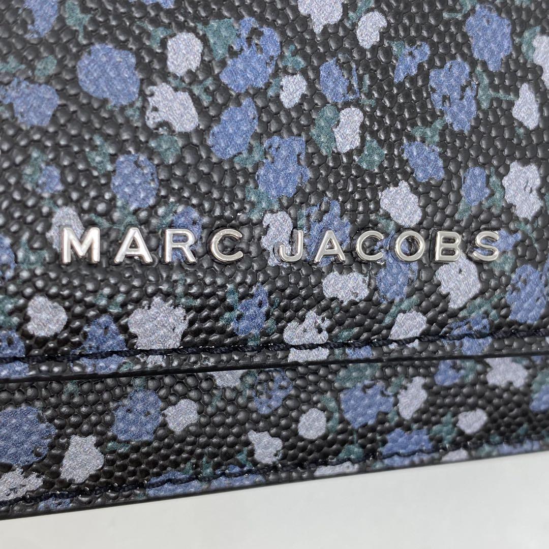 MARC JACOBS 三つ折り財布 花柄 財布 ネイビー マークジェイコブス MARC JACOBS 三つ折り財布 花柄 財布 ネイビー マークジェイコブス