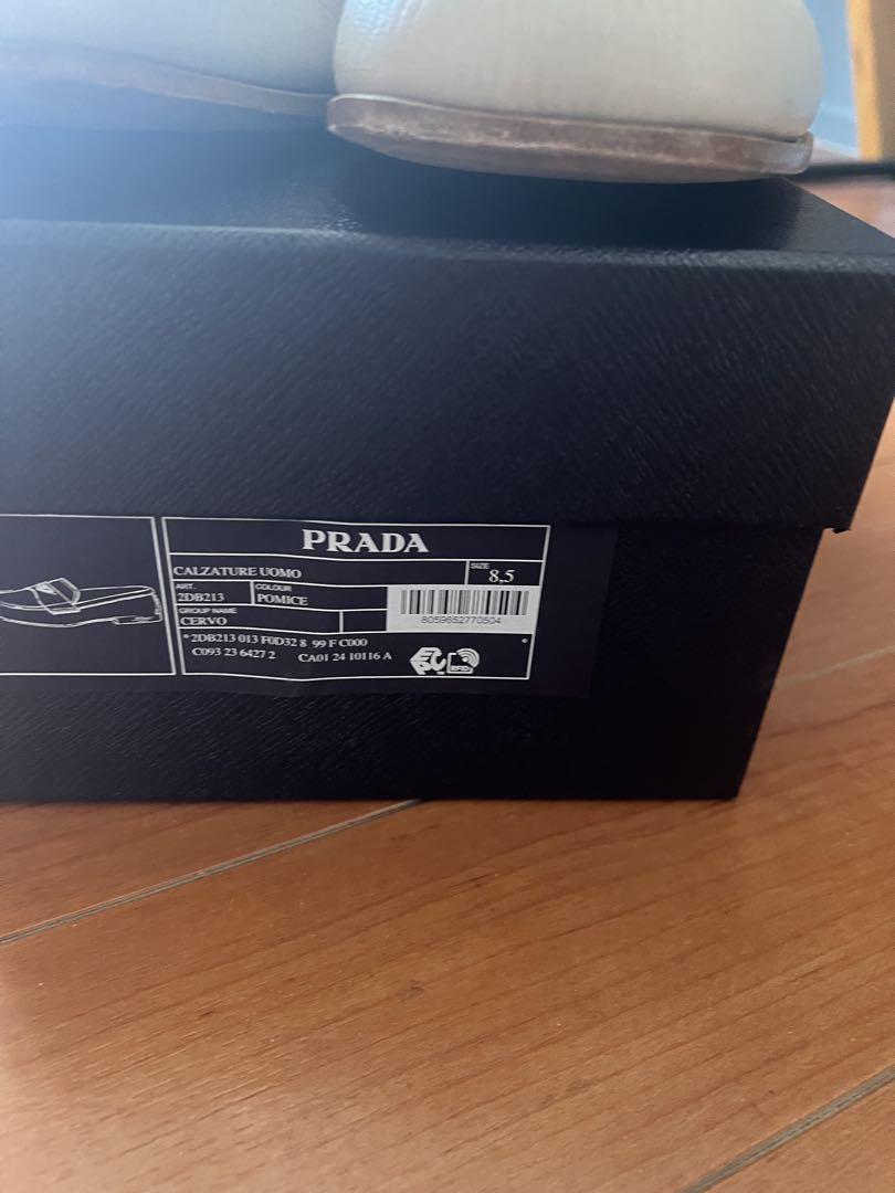 PRADA レザー ローファー　2DB213