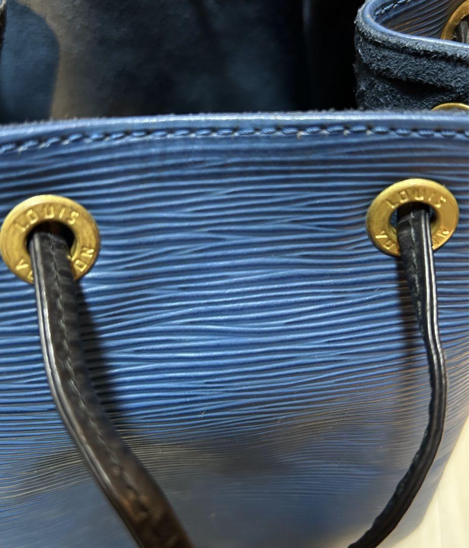 VUITTON